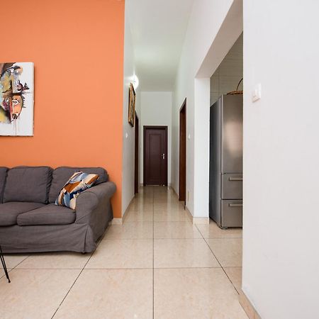 Appartement Charmant Et Lumineux Pointe Noire Ngoại thất bức ảnh