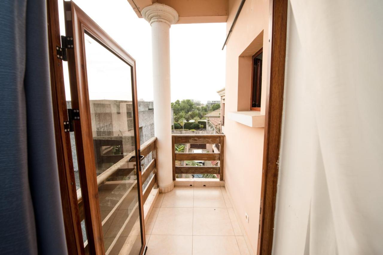 Appartement Charmant Et Lumineux Pointe Noire Ngoại thất bức ảnh